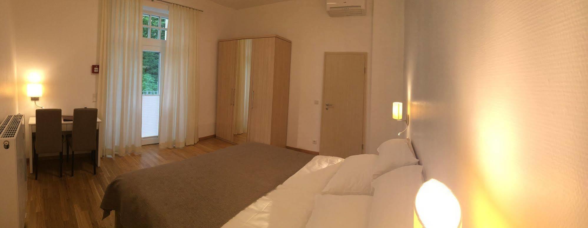 Appartements Am Kurpark Bad Pyrmont Eksteriør bilde